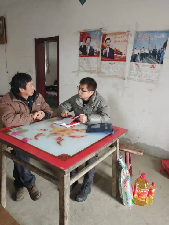 天柱山管委會(huì)組織幫扶干部到天柱山鎮(zhèn)林莊村開(kāi)展春節(jié)走訪慰問(wèn)活動(dòng)371.png